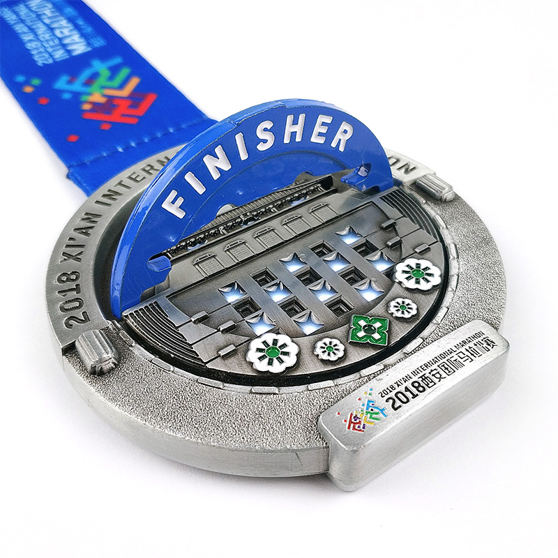 2018 Xi’An International Marathon Custom Running Race Medals 4D LED – Innovative Custom Race Badges