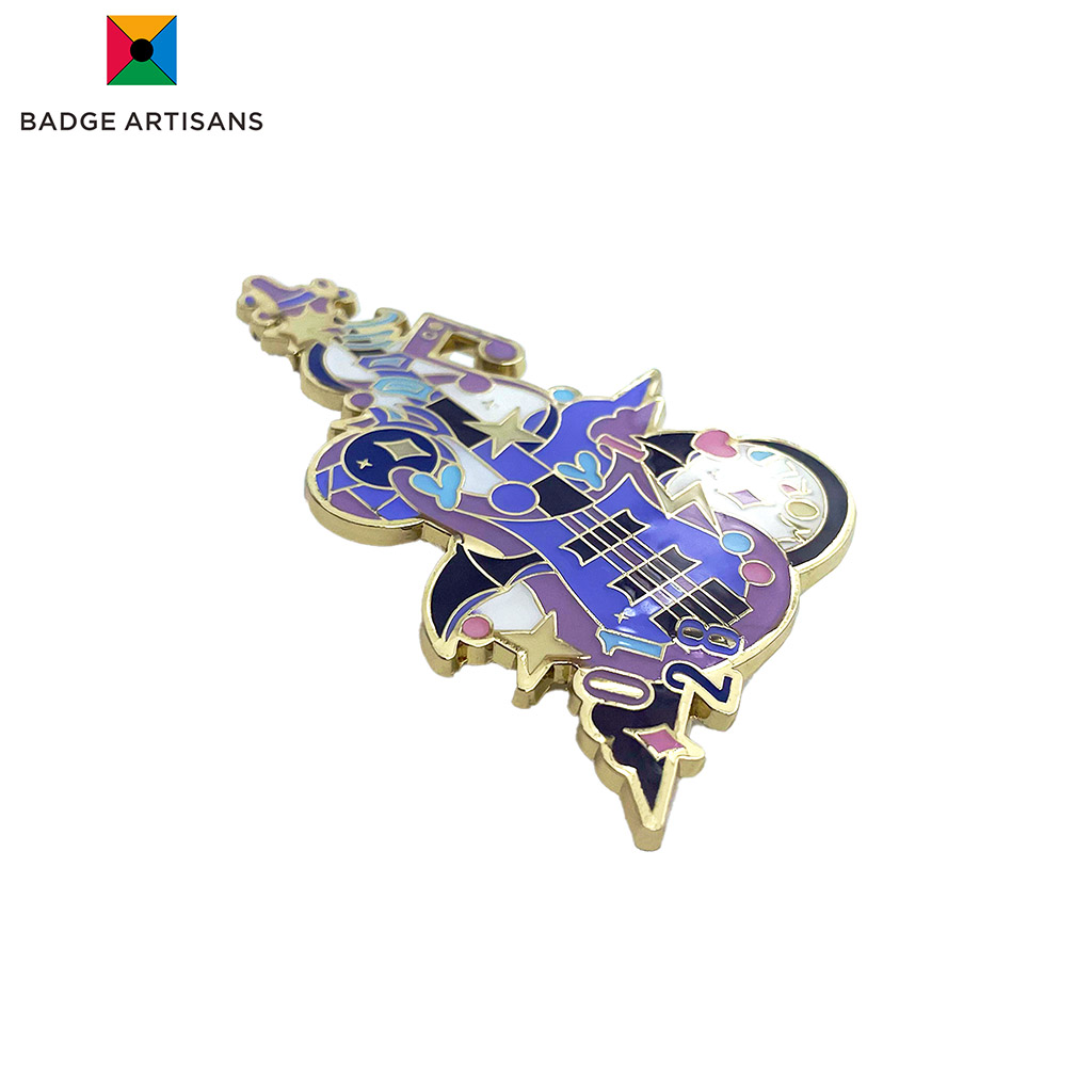 custom imitation enamel badges (3)