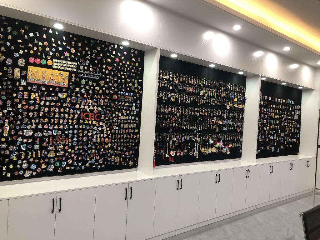 Badge Artisans show room2